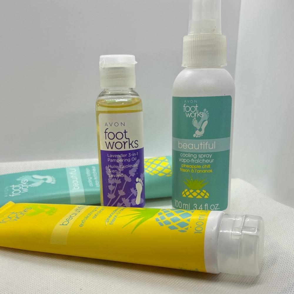 Avon Foot Works Lavender and Cooling Spray Set